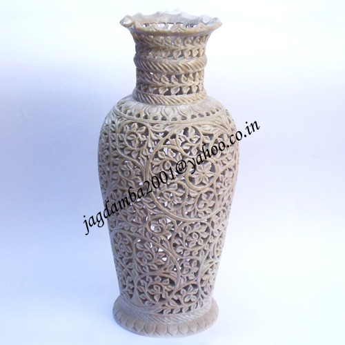 Showpieces Home Decor Vase Manufacturer Supplier Wholesale Exporter Importer Buyer Trader Retailer in Agra Uttar Pradesh India