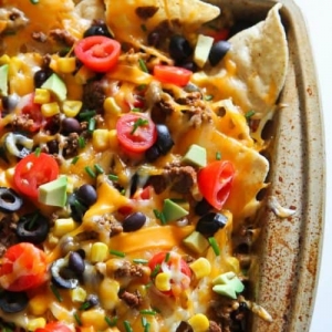 Service Provider of Cheesy Baked Nachos Delhi Delhi 