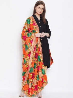 PINK AND MAGENTA MIRROR WORK PHULKARI BAGH DUPATTA Manufacturer Supplier Wholesale Exporter Importer Buyer Trader Retailer in Delhi Delhi India