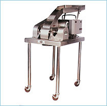 Manufacturers Exporters and Wholesale Suppliers of Communiting Mill Mumbai Maharashtra