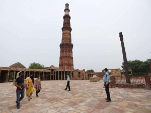 Service Provider of Qutub Minar Jaipur Rajasthan