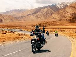 Service Provider of Rend on Sports Bike Manali Himachal Pradesh 