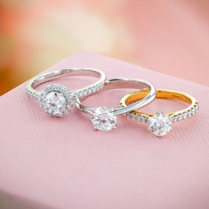 Round Cut Platinum Engagement Ring Manufacturer Supplier Wholesale Exporter Importer Buyer Trader Retailer in Noida Uttar Pradesh India