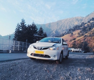 Taxi Service in Shimla Services in Diggal Himachal Pradesh India