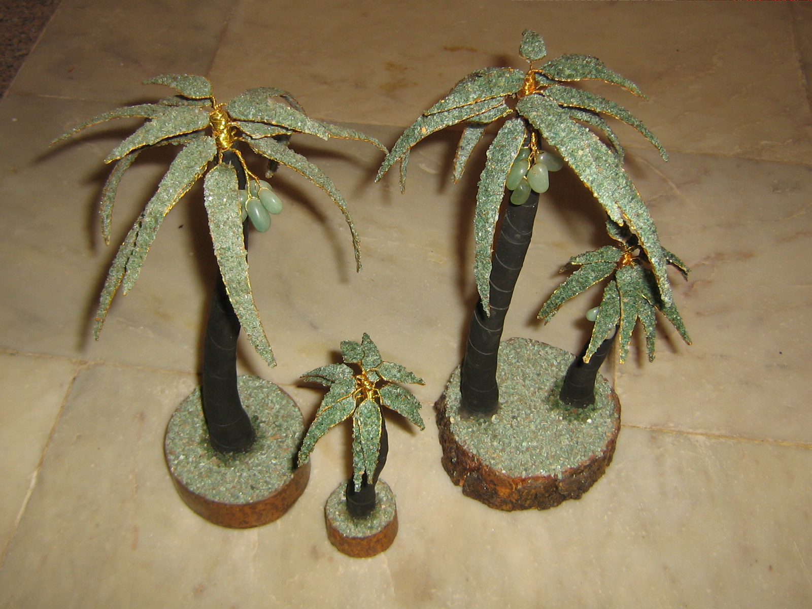 Manufacturers Exporters and Wholesale Suppliers of Gemstone Trees Khambhat Gujarat