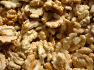 Walnut Kernel Manufacturer Supplier Wholesale Exporter Importer Buyer Trader Retailer in Mumbai Maharashtra India